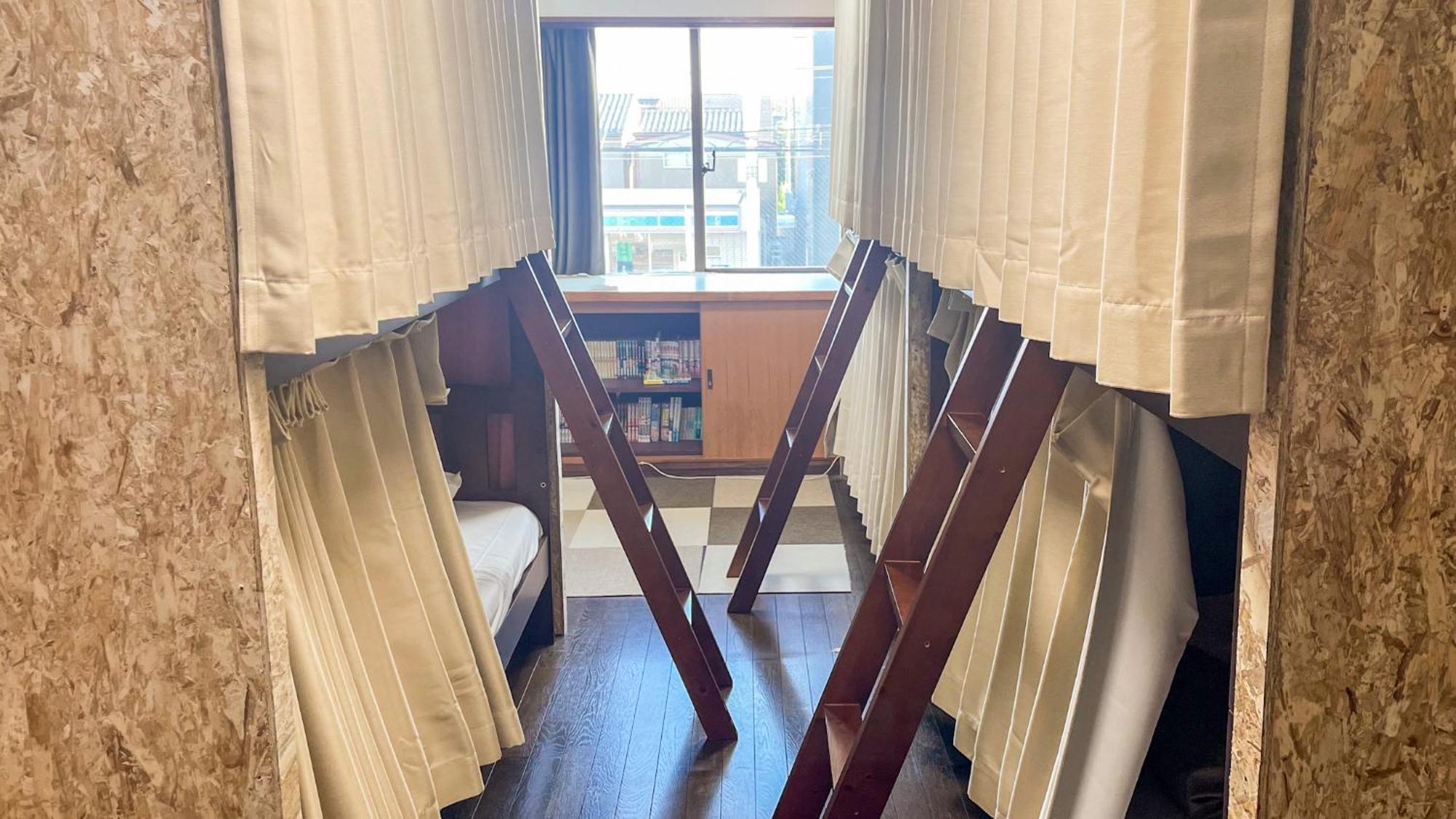 Hotel 泊まれる図書館 寄処 -Yosuga- Tojama Exteriér fotografie